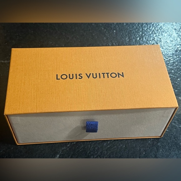 Louis Vuitton Handbags - Louis Vuitton sunglasses/ glasses case, box and shopping bag